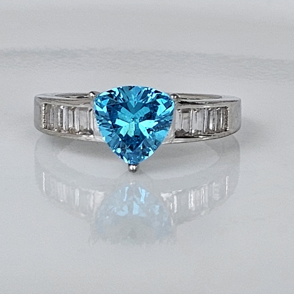 Genuine 3 Carat Swiss Blue Topaz & White Zircon Ring Sterling Silver Size 8!